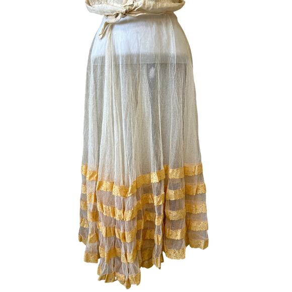Vtg Ivory Netted Yellow Layered Lace Petty Coat Homemade XS 50's - Picture 2 of 9